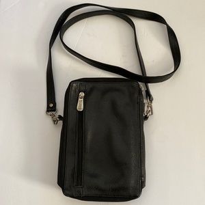 Wilson’s Leather Crossbody